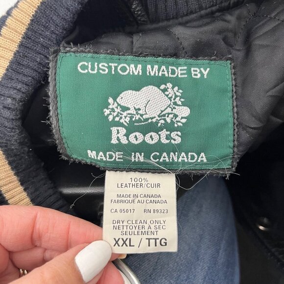 Roots Canada Vintage Mens leather Bomber varsity jacket Size XXL Beachcomber - Picture 8 of 8